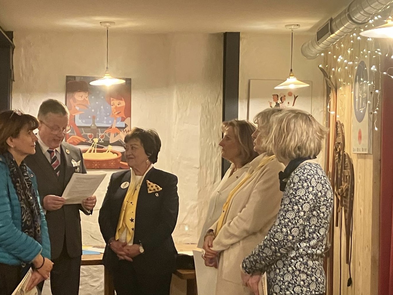 introniser trois nouveaux membres au sein de notre club